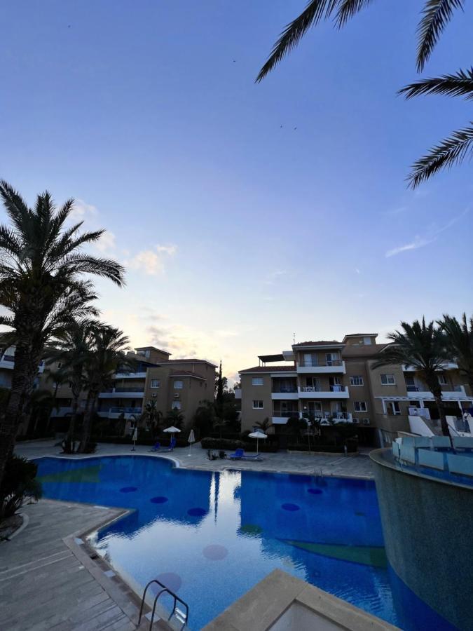 Iris Village Paphos Exterior foto